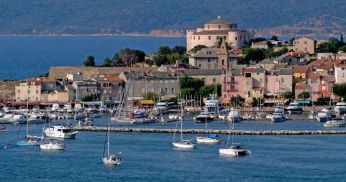 Appartement Plein Centre Saint Florent Face Au Port Saint-Florent (Corsica) Exterior foto